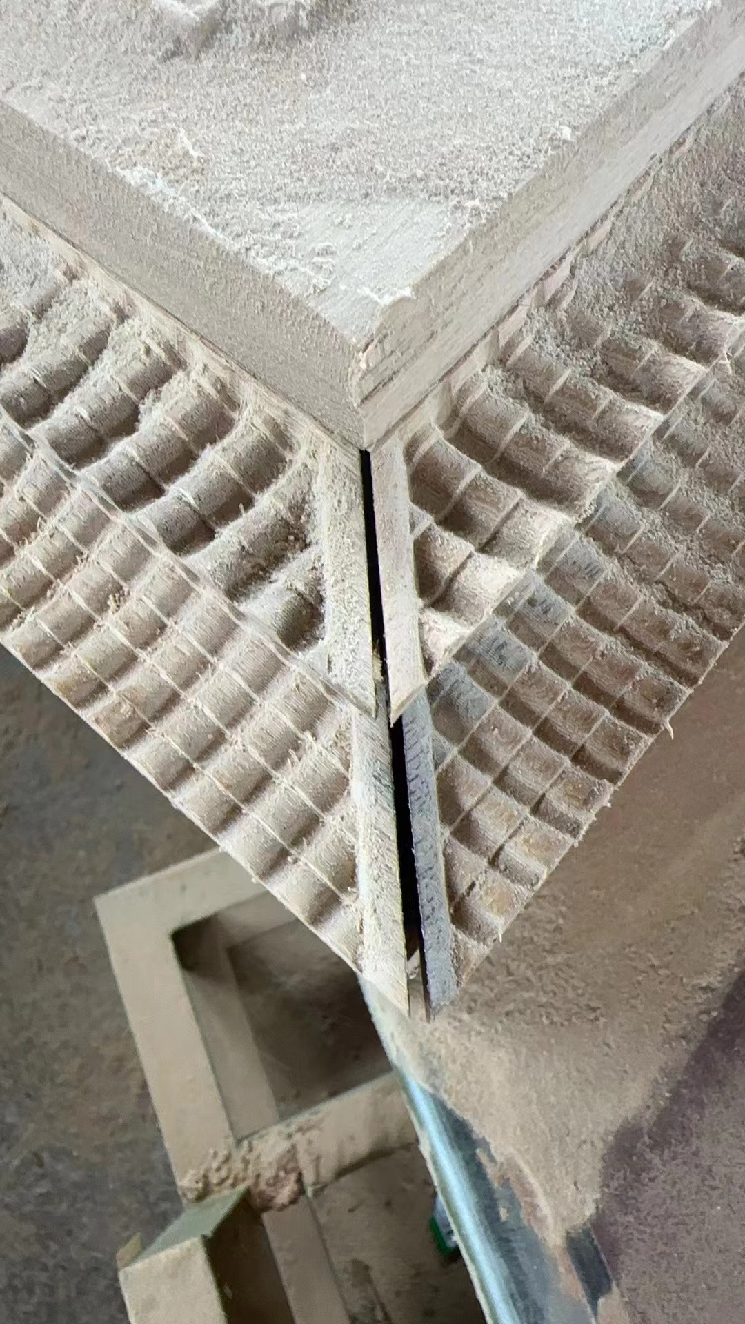 45度角拼接開裂 45度角拼接開裂